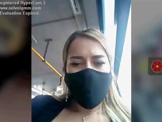 Adolescent su un autobus mov suo tette rischioso, gratis sesso video 76