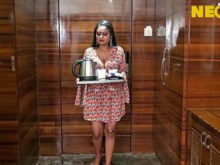 Marota indiana empregada de mesa incondicional x classificado vídeo com cliente em hotel: axilas grande tetas xxx filme