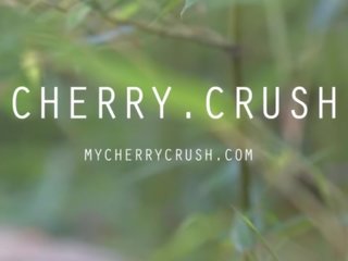 Cherry crush - school mekdep gyzy orgasm&comma; ýaglanan ass&comma; gyzyň bampery plug and gutarmak shot