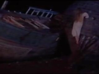 Xxx elokuva pirates of the seas ja orja naiset – 1975 pehmoseksi erotik