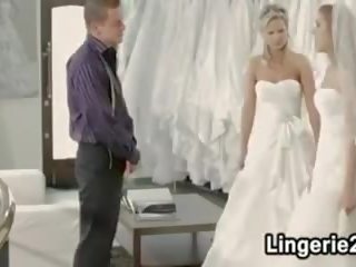Bruid inthreesome bij jurk winkel, gratis vies video- f4