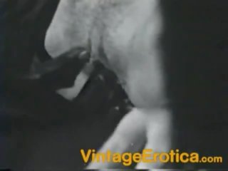 Malaswa antigo phallus dicklicking video malapit lustful seductress