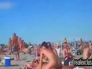 Pubblico nuda spiaggia scambista sesso film vid in estate 2015
